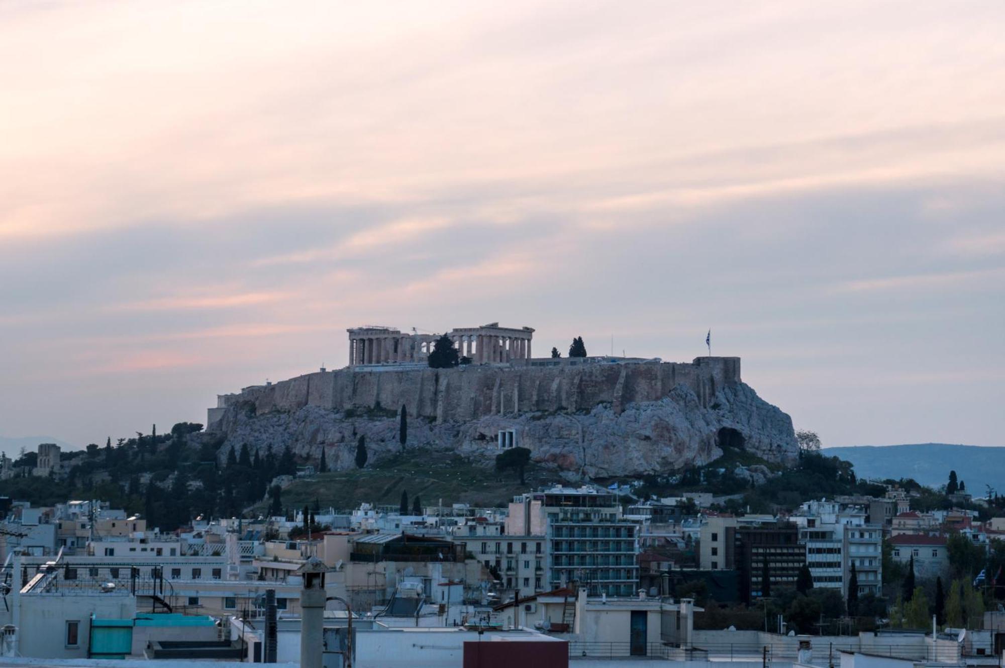 Acropolis View Rooftop Apartment أثينا المظهر الخارجي الصورة